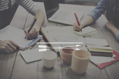 İnsanların birlikte çalışma studio