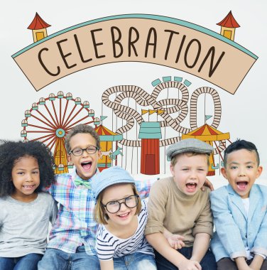 Çocuklar gülüyor ve eğlenin