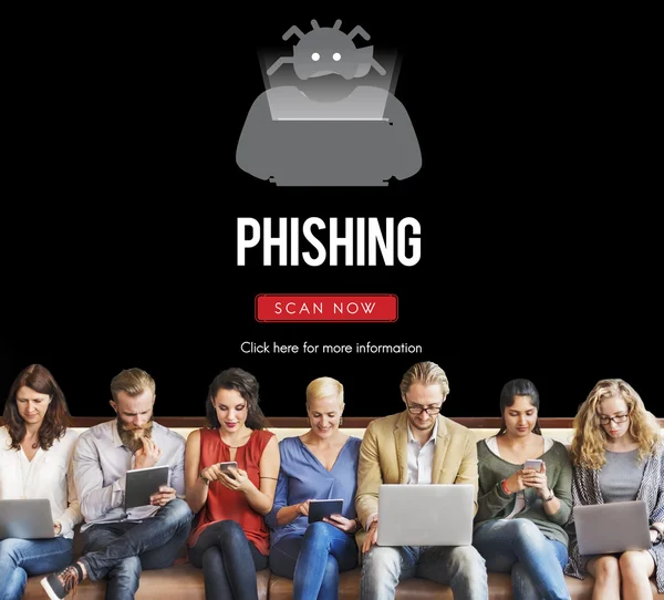 Orang-orang duduk dengan perangkat dan Phishing — Stok Foto