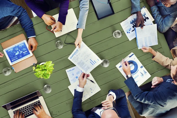 Gente de negocios trabajando — Foto de Stock