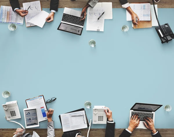 Grupo de personas trabajando — Foto de Stock