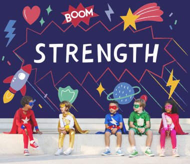 Çocuk süper kahraman kostümleri