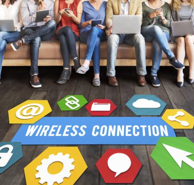 farklı aygıtlar kullanan kişiler