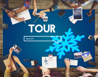 Grup masada oturan insan 