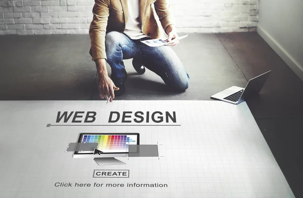 Empresário que trabalha com Web Design — Fotografia de Stock