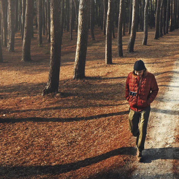 Man Walking Alone — Stock Photo, Image