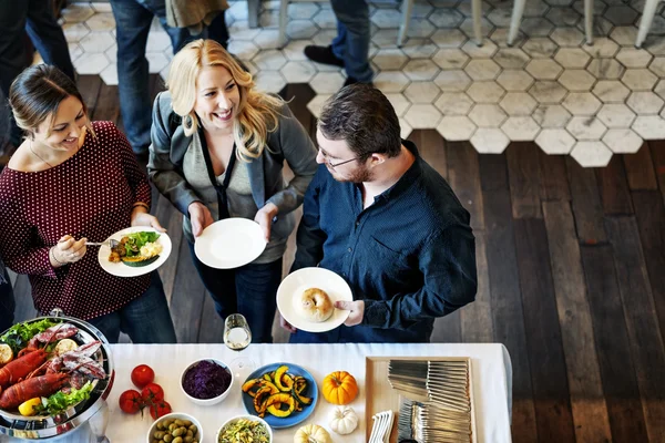 Colleghi Amici a pranzo — Foto Stock