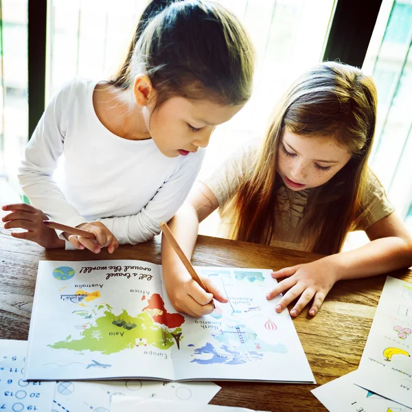 Girls Drawing in coloringbook — Stock Photo, Image