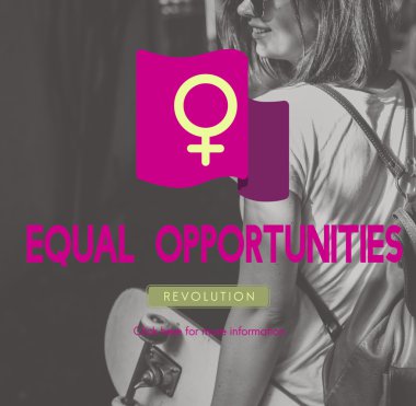 Kaykay arka plan üzerinde kadınla 