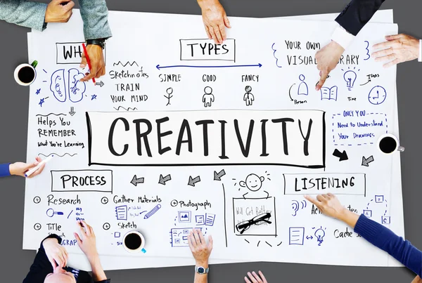 Grupo de empresarios y concepto de creatividad — Foto de Stock