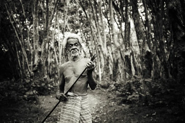 Trabalhador das plantações de borracha — Fotografia de Stock