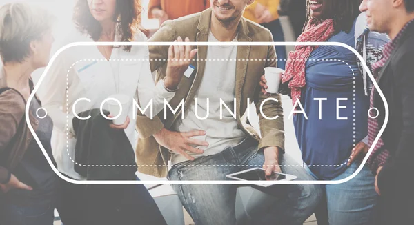 Mensen bespreken communiceren — Stockfoto