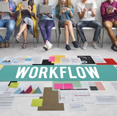 İnsanlar dijital araçları tarama