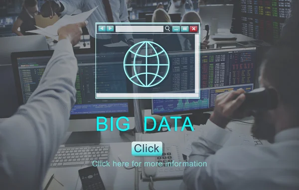 Berufstätige Geschäftsleute und Big Data — Stockfoto