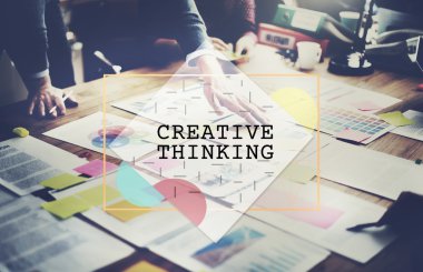 Ofiste çalışan iş ekibi.