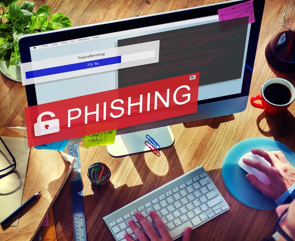 Businessman Bekerja dengan Konsep Phishing — Stok Foto