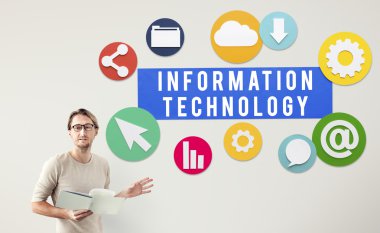 bilgi teknolojisi ile çalışan iş adamı