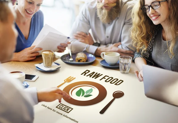 Porträt von Menschen mit Essen — Stockfoto