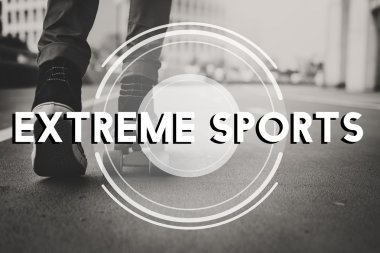 Kaykaycı sokakta sürme