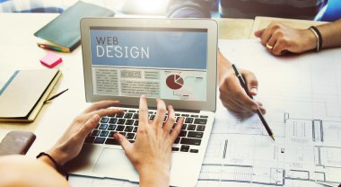 Beyin fırtınası toplantıda insanlar