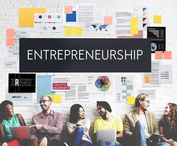 Diversity friends near wall with Entrepreneurship — Stock Photo, Image