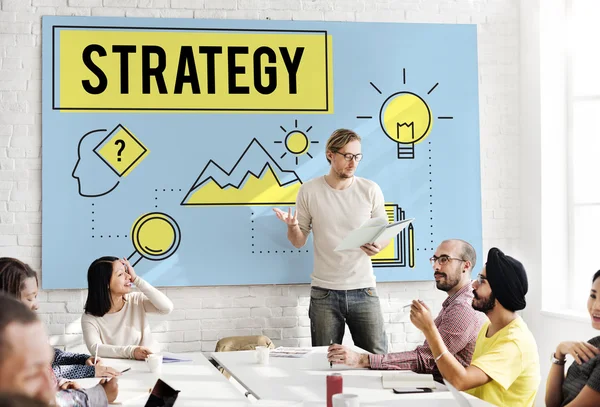 Geschäftstreffen mit Strategie — Stockfoto