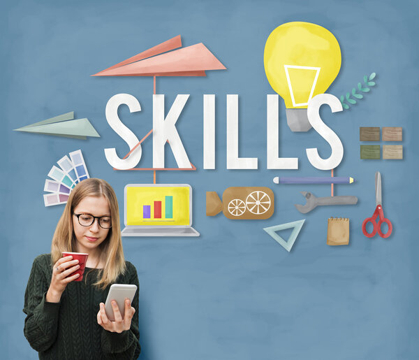 красивая блондинка с мобильного телефона
