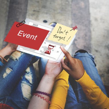 İnsanlar internet'te sörf