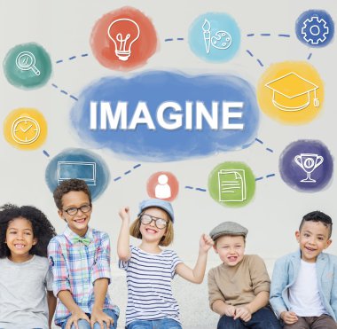 Çocuklar gülüyor ve eğlenin