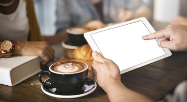 kişi tarama dijital tablet