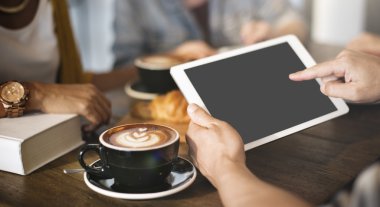 kişi tarama dijital tablet