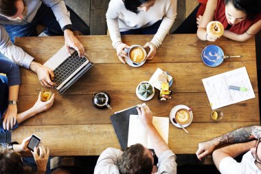 insanlar kahve içme