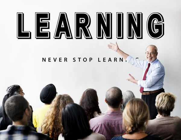 Persone in seminario con Learning — Foto Stock