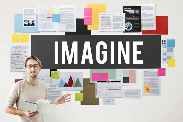 Geschäftsmann arbeitet mit Imagine — Stockfoto