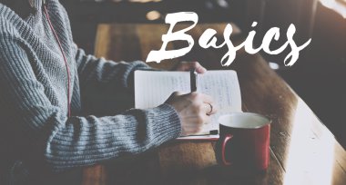 Defterde yazan kız