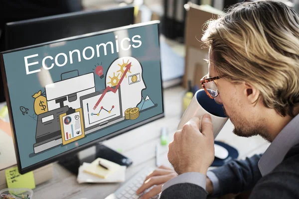 Zakenman werken met computer — Stockfoto