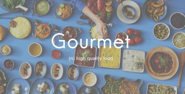 arkadaşlar büyük tablo için yemek