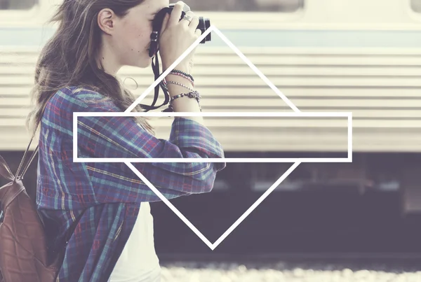 Frau macht Fotos — Stockfoto