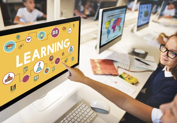 Pupils in computer classroom — Stock Photo, Image