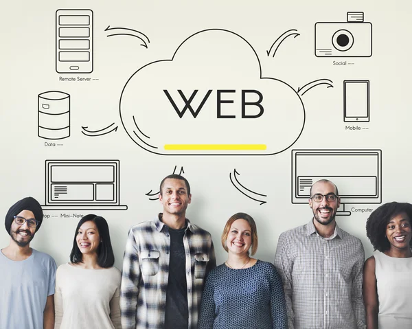 Diversidade de pessoas com web — Fotografia de Stock