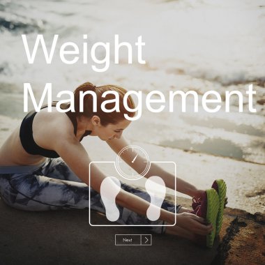 Kadın egzersiz yapıyor.