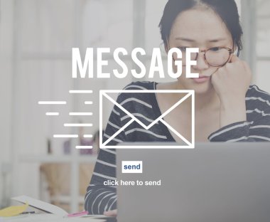 Bilgisayar1 ile çalışan kadın