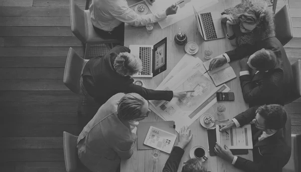 Equipe de negócios trabalhando juntos — Fotografia de Stock