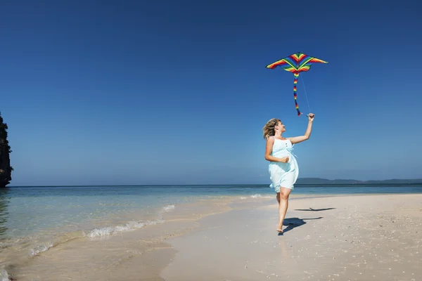 Woman Playing Kite — Stock Photo, Image