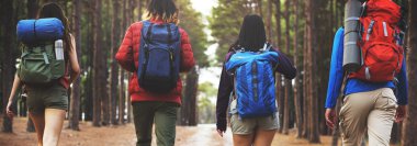 arkadaşlarım birlikte trekking