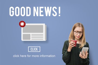 Kız holding akıllı telefon