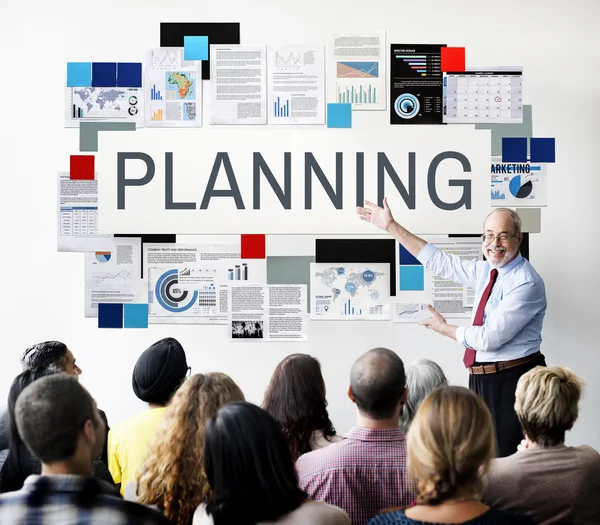 Mensen op seminar met planning — Stockfoto