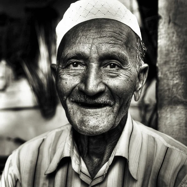 Indische Senior man Smiling — Stockfoto