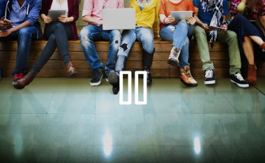 Kablosuz cihazlar kullanarak üniversite öğrencileri