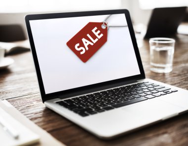 Bilgisayar çalışma tablosunda